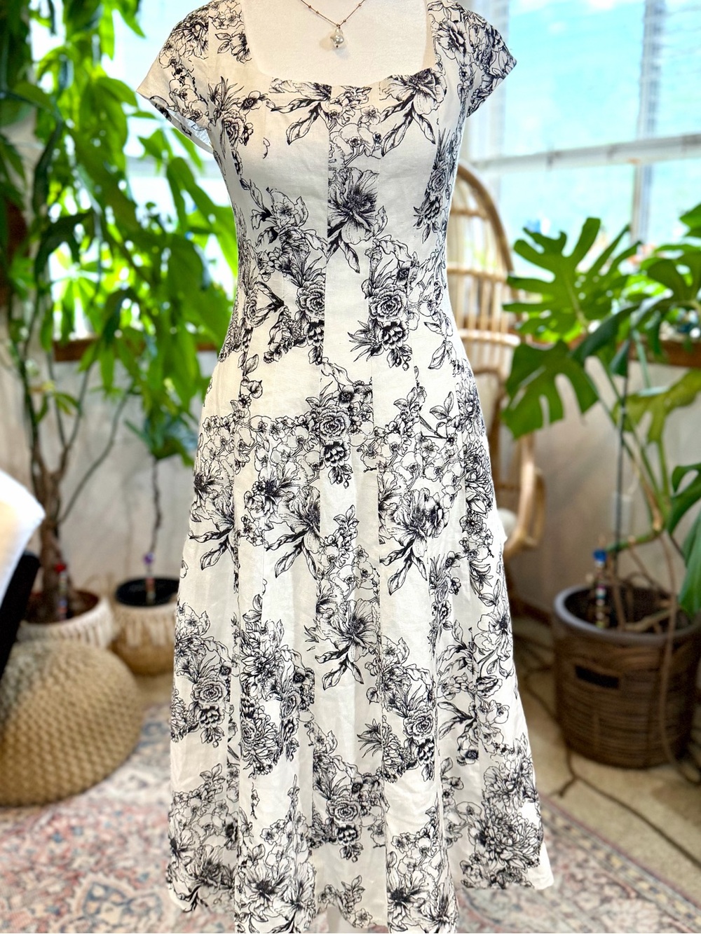 Linen Blend Bagatelle Artsy Boho Euro Summer White Black Floral Midi SunDress 6 - Picture 2 of 12